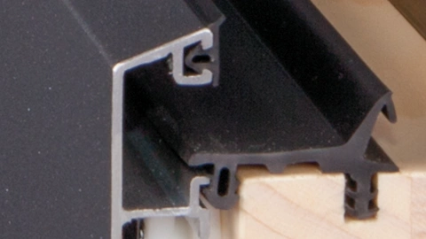 Symbia Holz-Aluminium-Fenster – Drei umlaufende Dichtungen
